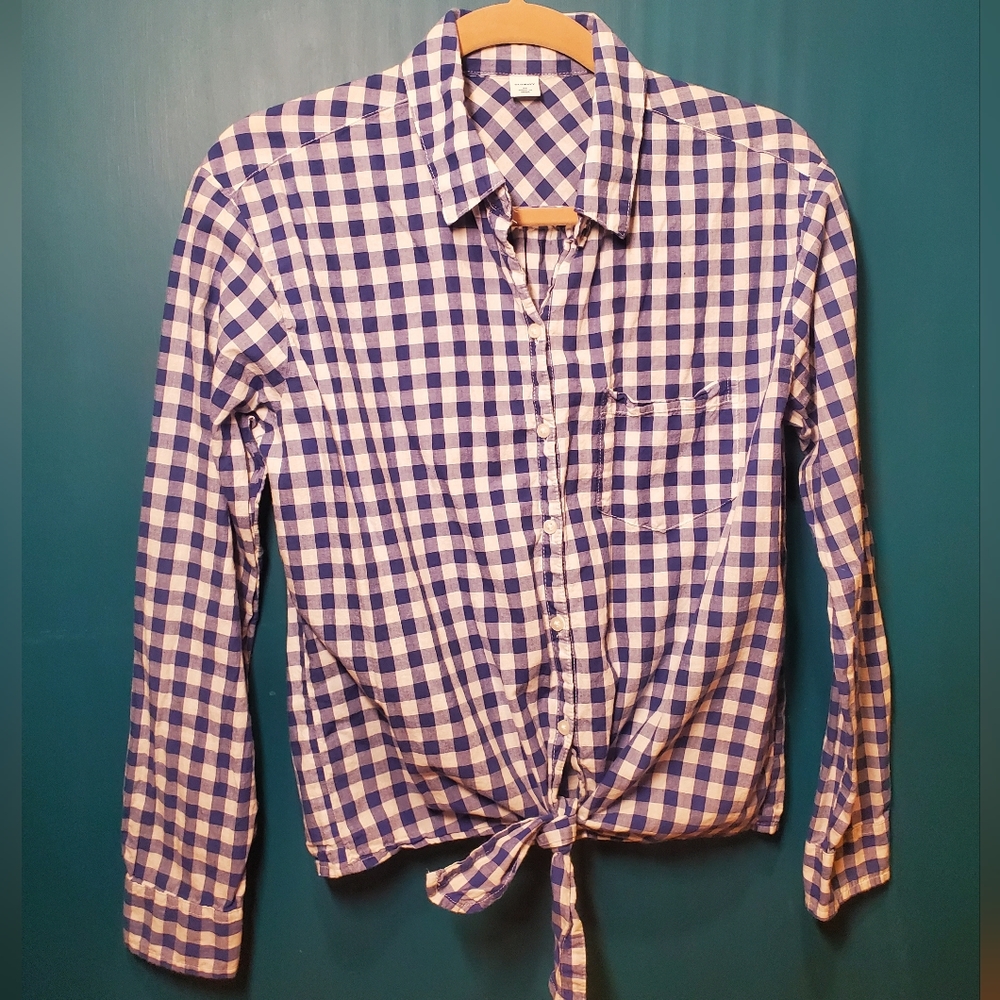 Womens tie front button up